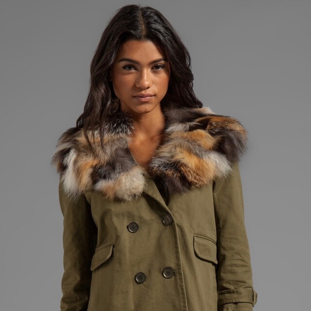 Gryphon fox plate collar shrunken peacoat jacket color green size medium